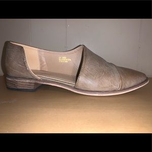 ARider Girl Shoes | Pointed Toe Dress Flats